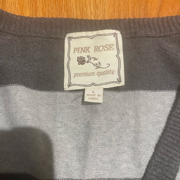 Pink rose women sweater size L - Picture 2 of 2